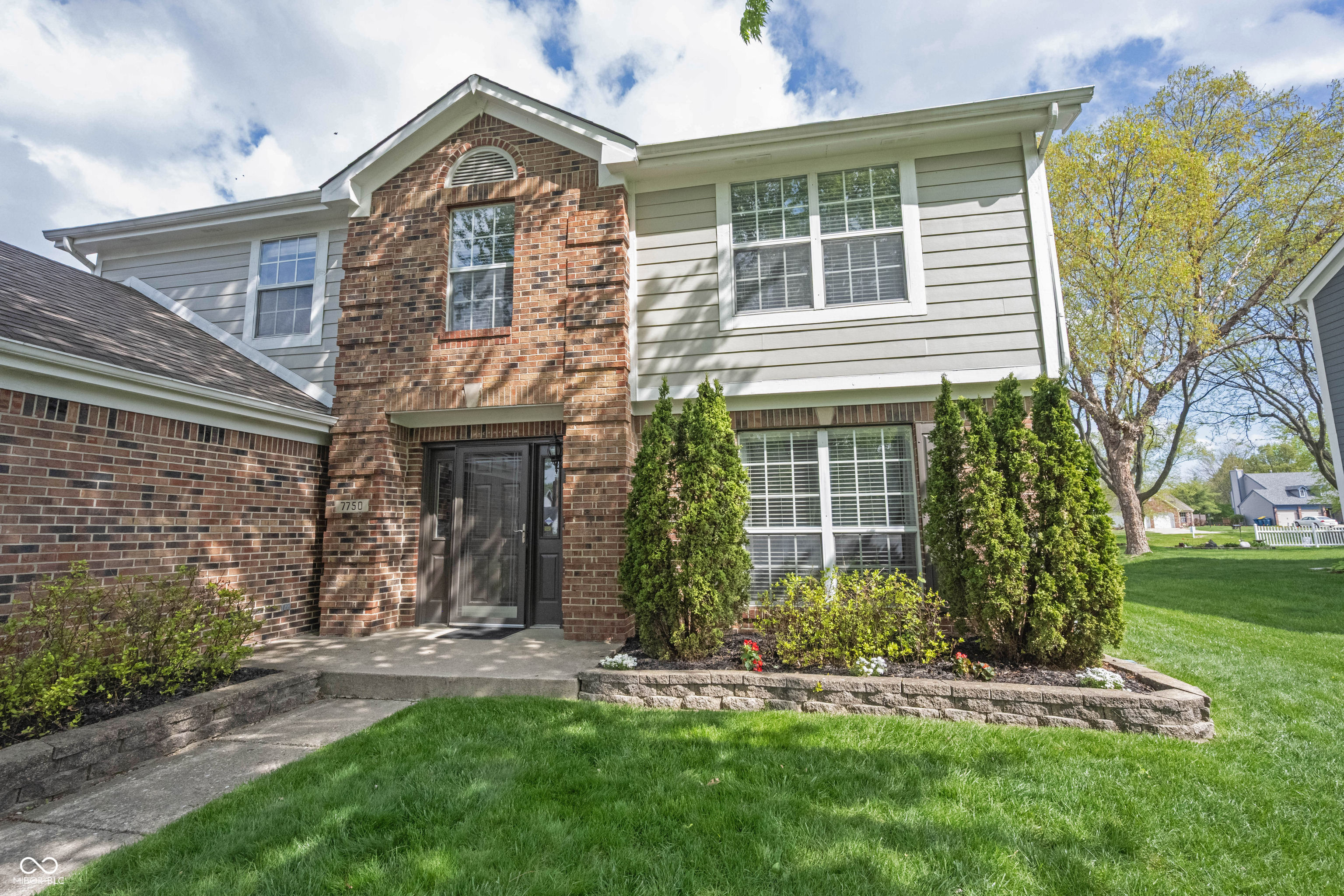 7750 Garrick Street Fishers, IN 46038 - Photo 4 of 64