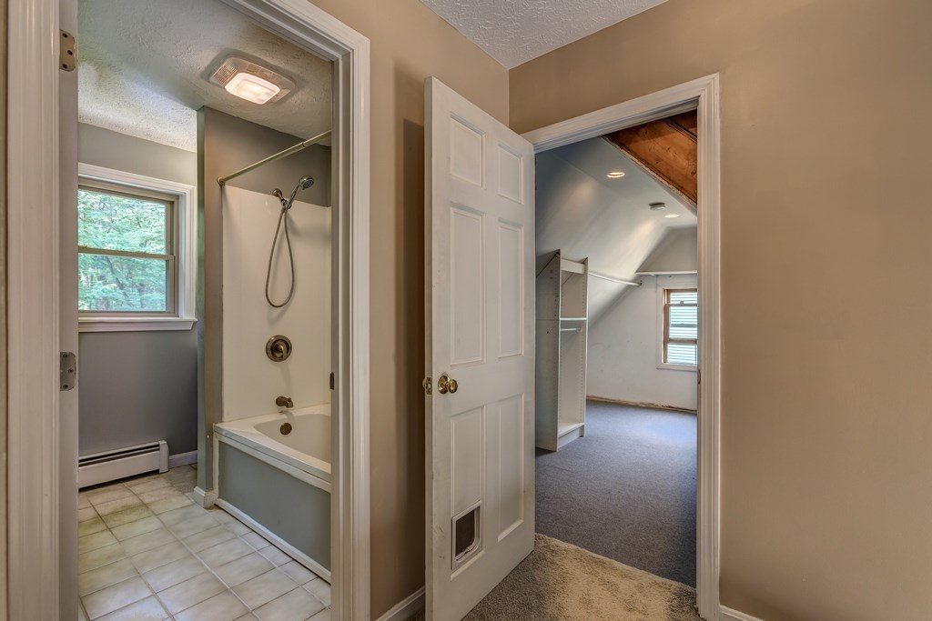 16 Rocky Ledge Road Merrimack, NH 03054 - Photo 18 of 31 Gallery Image 18