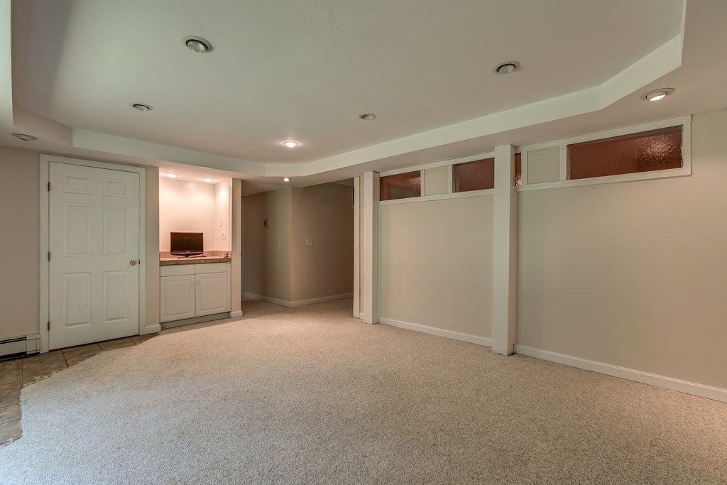 16 Rocky Ledge Road Merrimack, NH 03054 - Photo 25 of 31 Gallery Image 25