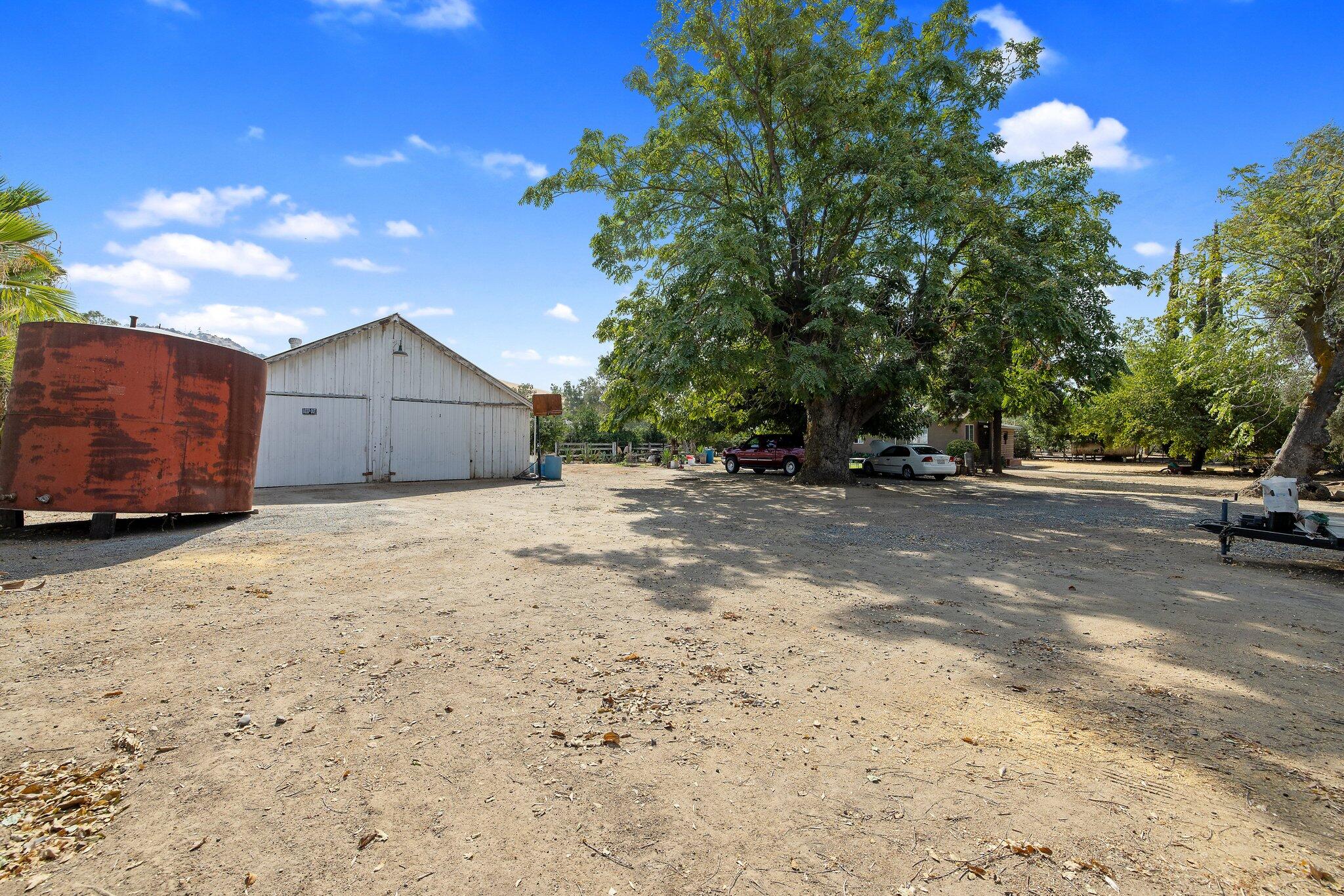 646 South Spruce Road Exeter, CA 93221 - Photo 59 of 67 19-web-or-mls-713A8375