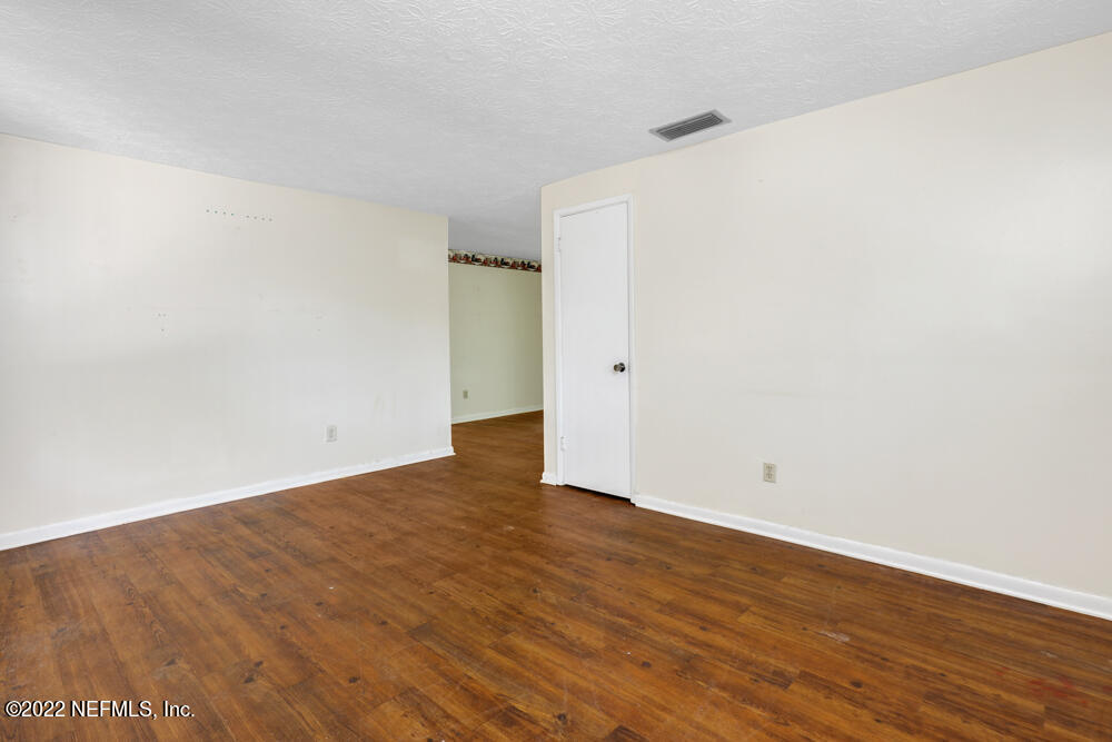 8331 Old Plank Road Jacksonville, FL 32220 - Photo 6 of 20 8331 Old Plank Rd