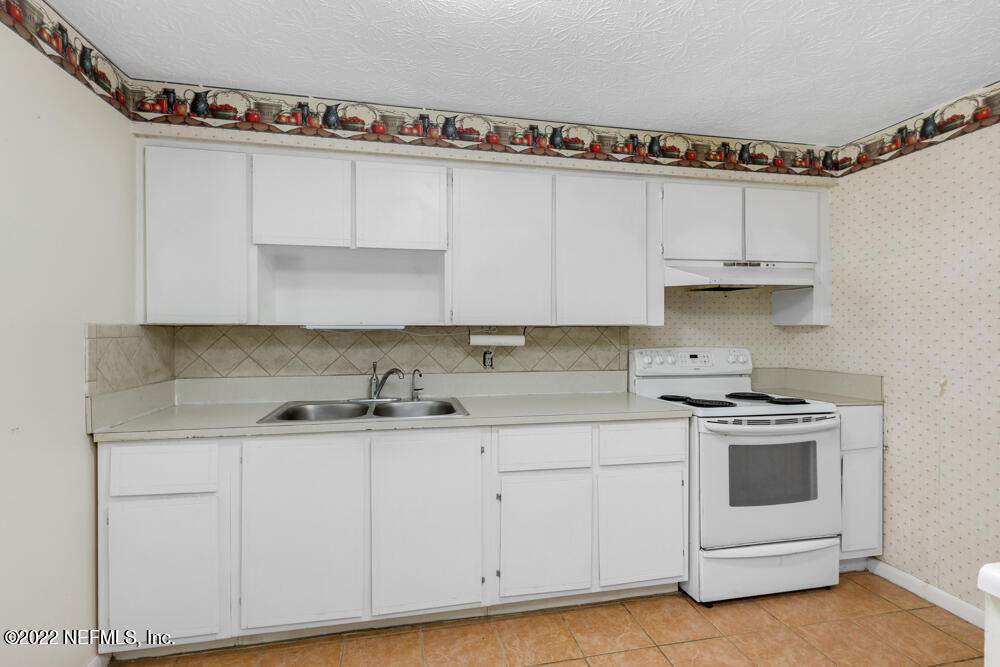 8331 Old Plank Road Jacksonville, FL 32220 - Photo 10 of 20 8331 Old Plank Rd
