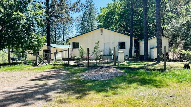 $385,000 | 8719 Cave City Road, Mountain Ranch, CA 95246