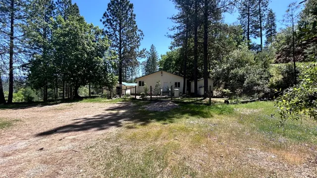 $385,000 | 8719 Cave City Road, Mountain Ranch, CA 95246