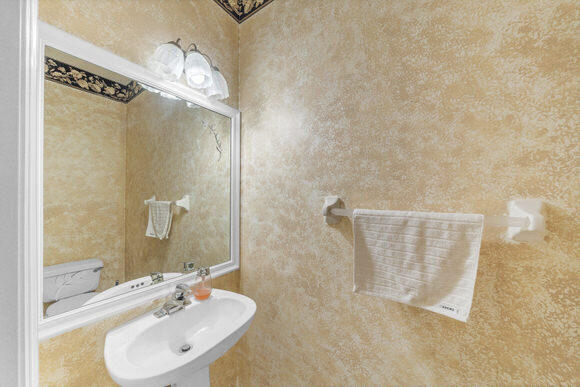 12605 Torbay Drive Boca Raton, FL 33428 - Photo 18 of 86 6 Half Bath (2)