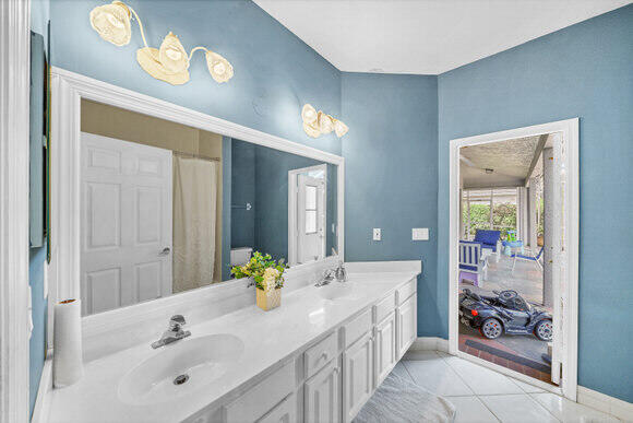 12605 Torbay Drive Boca Raton, FL 33428 - Photo 38 of 86 15 Cabana bath (1)