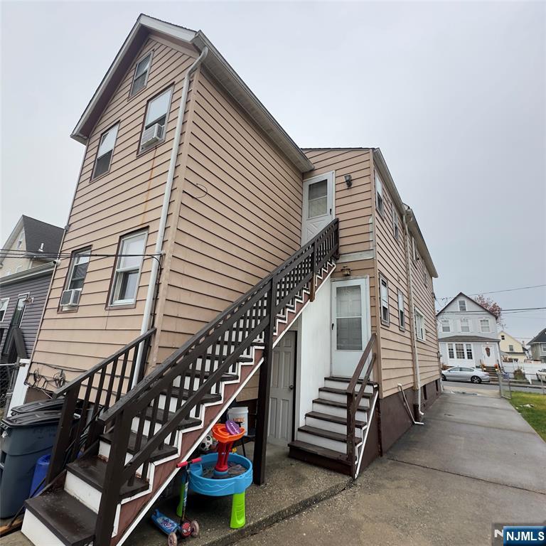 68 Atlantic Street Carteret, NJ 07008 - Photo 9 of 22