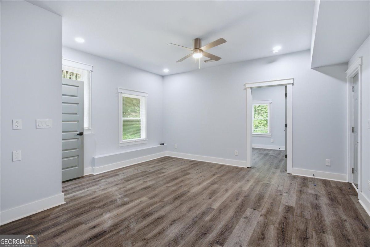 369 Hopkins Street Southwest Atlanta, GA 30310 - Photo 37 of 51 Gallery Image 37