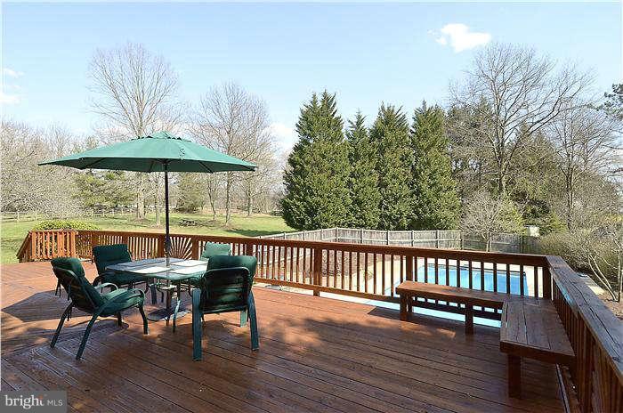 Large Deck off Kitchen & Family Room