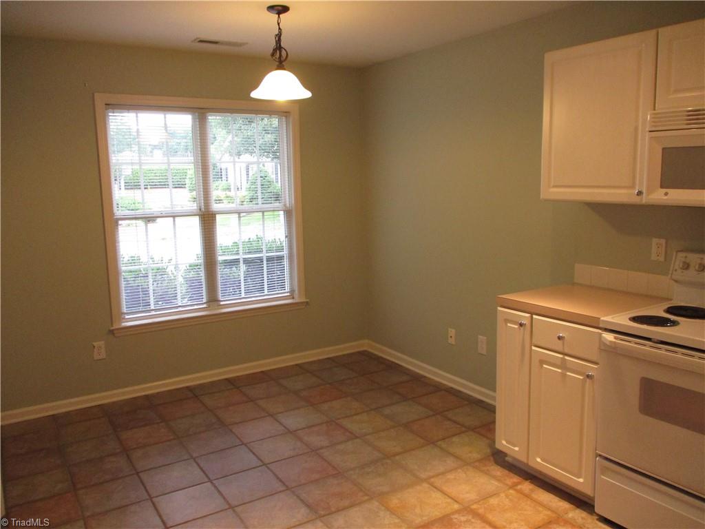 7520 Riverside Court Clemmons, NC 27012 - Photo 12 of 27 Gallery Image 12