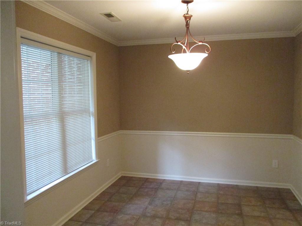 7520 Riverside Court Clemmons, NC 27012 - Photo 8 of 27 Gallery Image 8