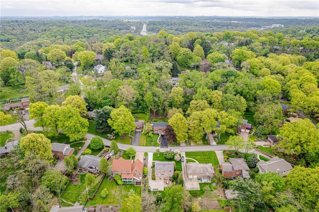 1611 Branning Road Pittsburgh, PA 15235 - Photo 3 of 38