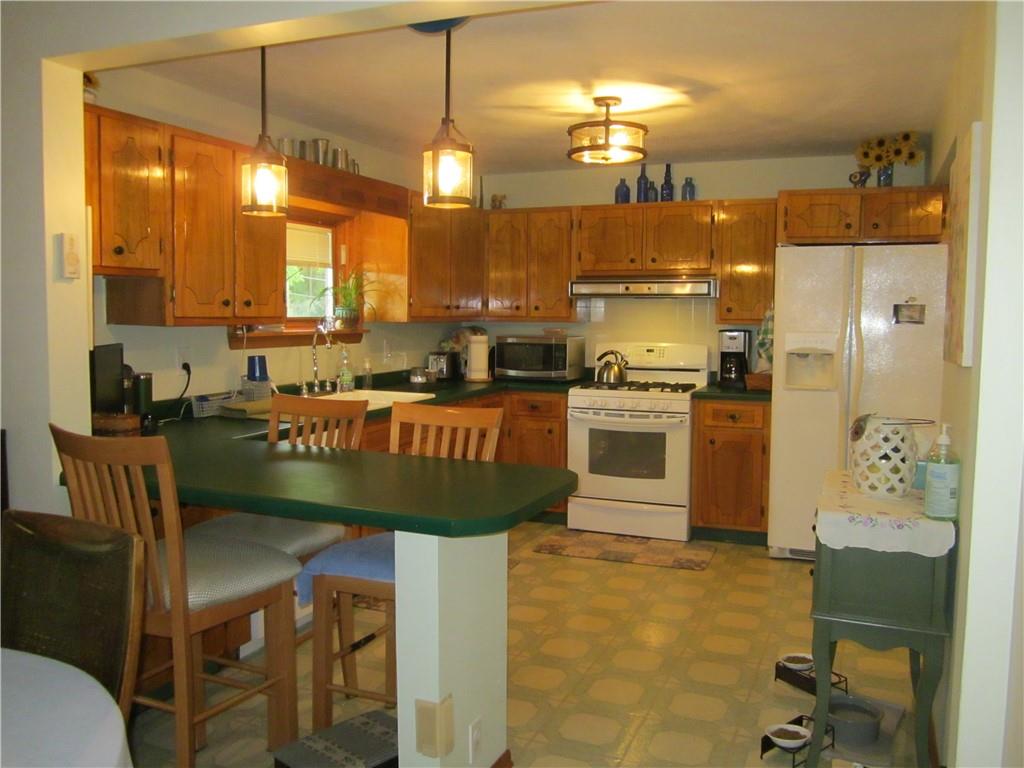 1212 Laurel Road Vandergrift, PA 15690 - Photo 5 of 25