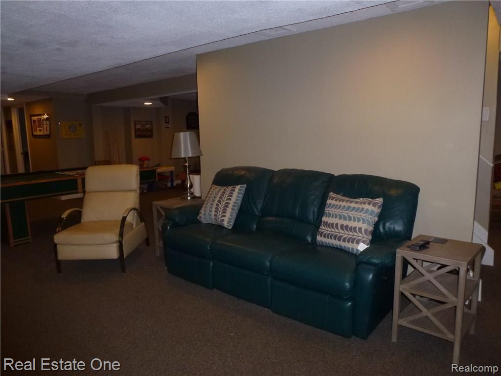 3536 Holiday Court Rochester Hills, MI 48306 - Photo 61 of 63