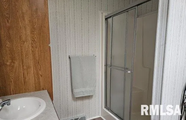 $125,000 | 614 West College Street, Harrisburg, IL 62946