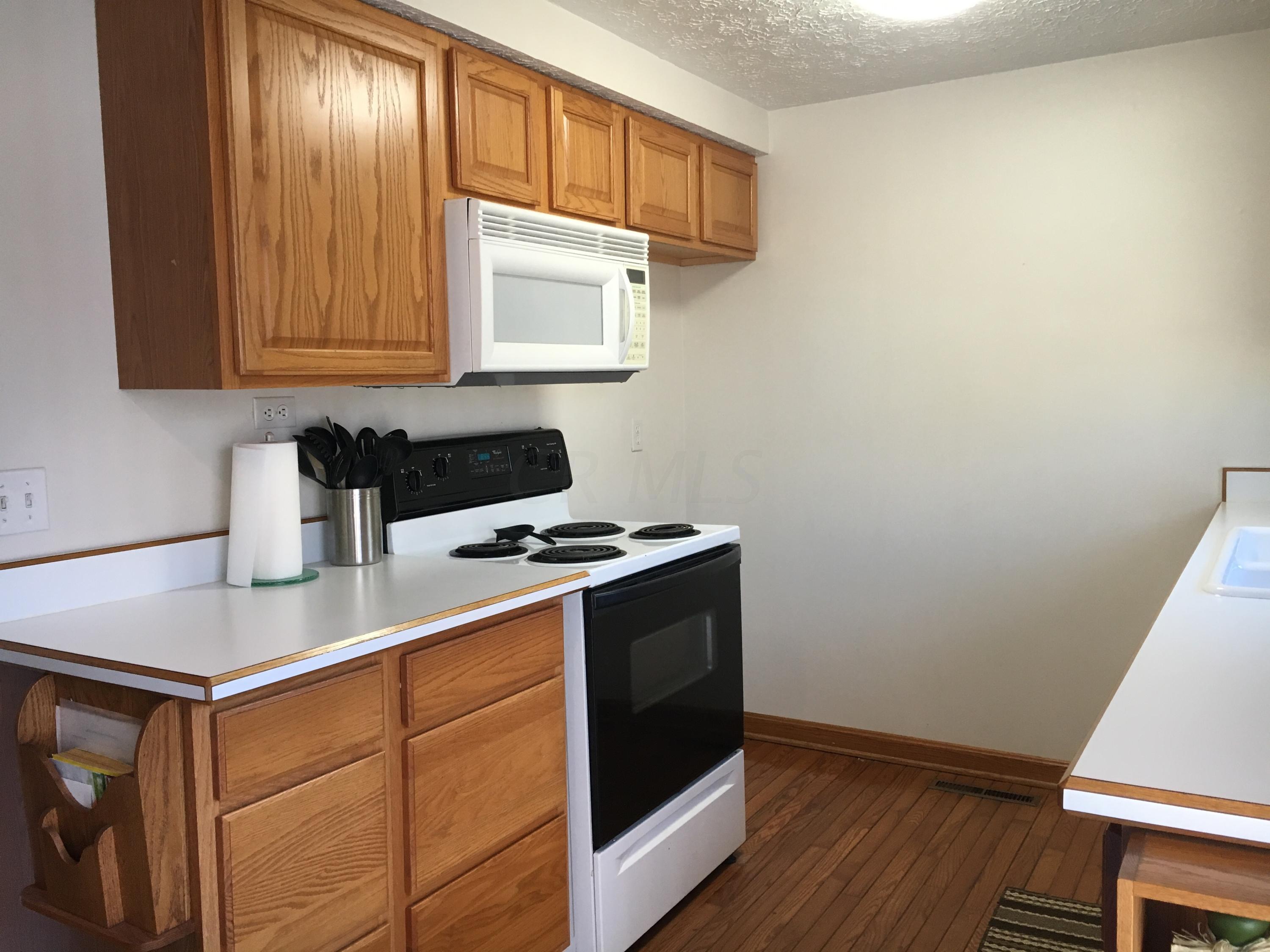 129 Price Road, Unit B4 Newark, OH 43055 - Photo 8 of 24 Gallery Image 8
