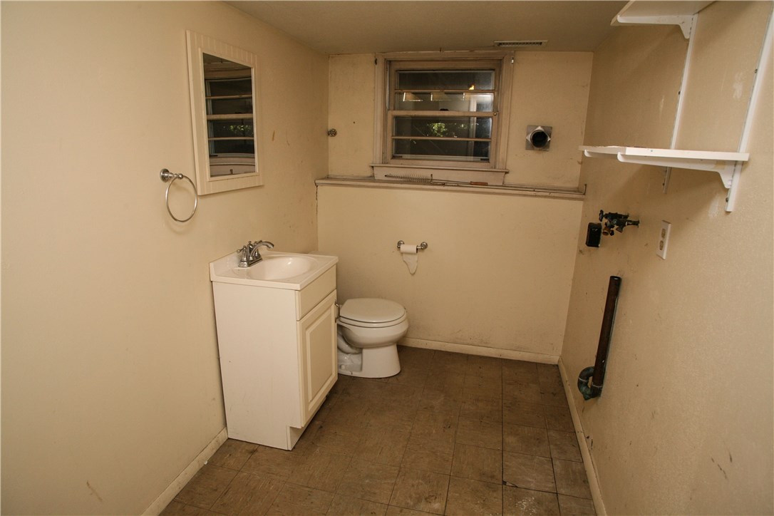 13 Seneca Road Portsmouth, RI 02871 - Photo 20 of 27