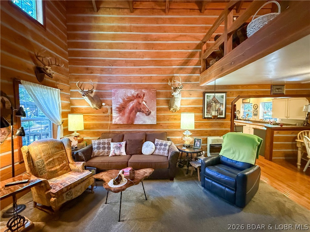 10090 Barn Road Versailles, MO 65084 - Photo 5 of 61 Gallery Image 5