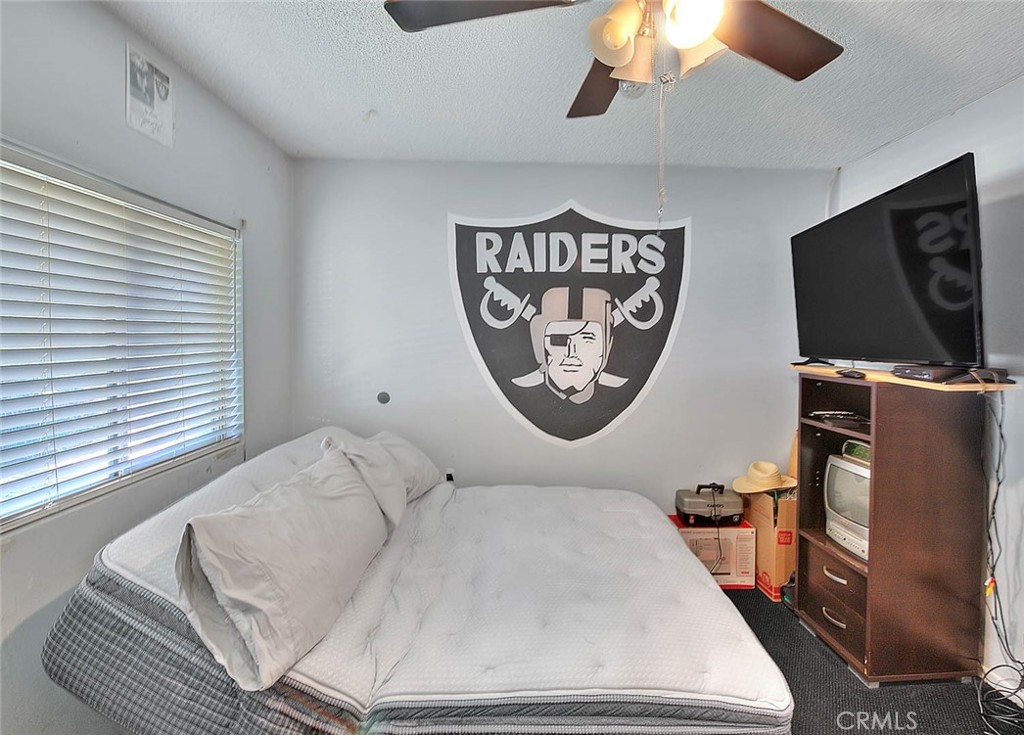 5737 Riverside Avenue Rialto, CA 92377 - Photo 31 of 33