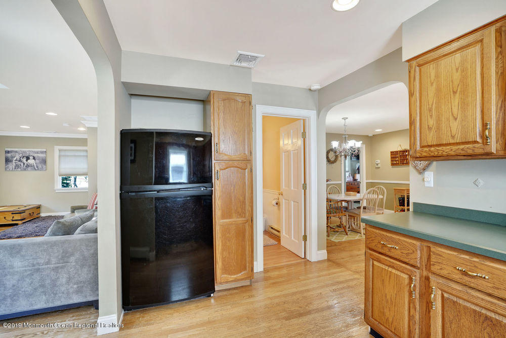 1418 Rogers Road Wall, NJ 07719 - Photo 19 of 41 Kitchen