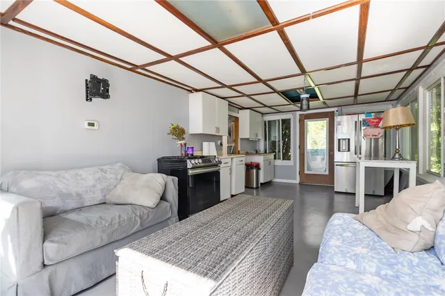 $425,000 | 333 Phenix Avenue, Cranston, RI 02920