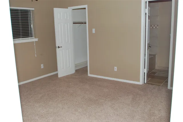 $2,000 | 3110 Brookhurst Lane, Deer Park, TX 77536