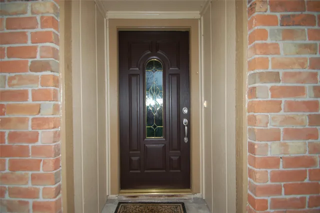 $2,000 | 3110 Brookhurst Lane, Deer Park, TX 77536