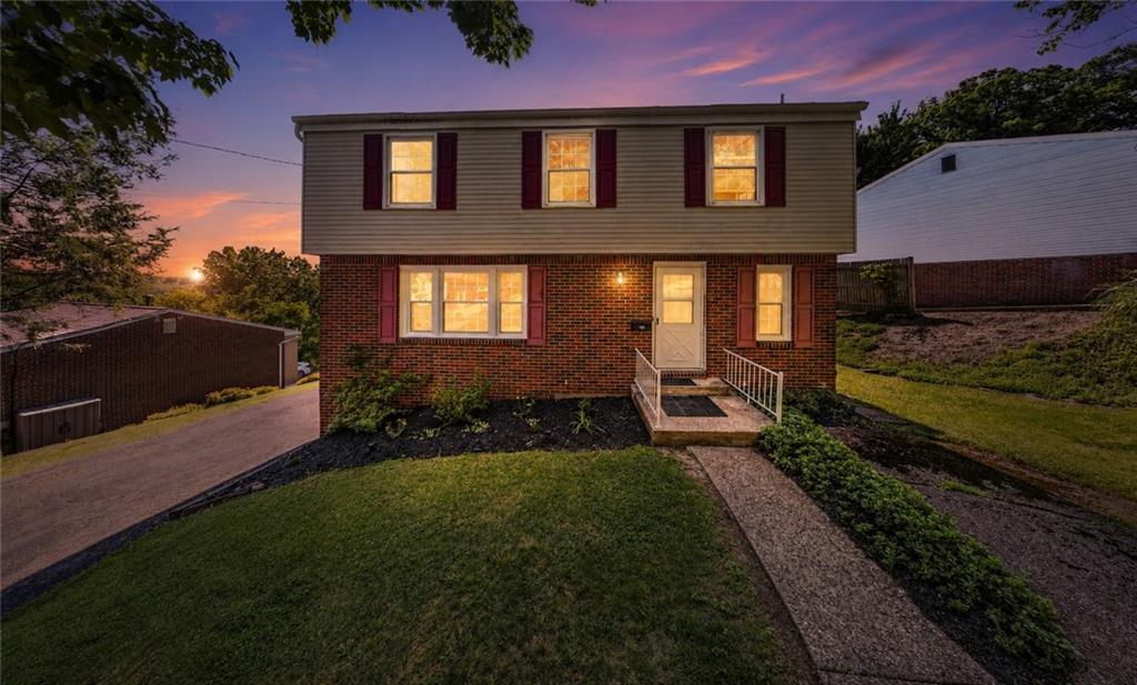 690 Blue Ridge Road Pittsburgh, PA 15239 - Photo 1 of 34