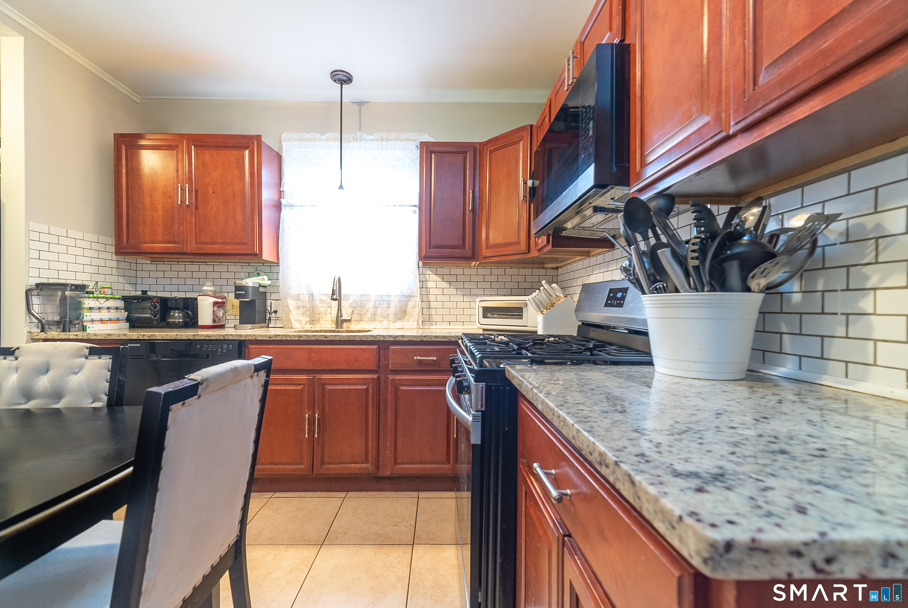 75 Curtis Street Meriden, CT 06450 - Photo 25 of 33