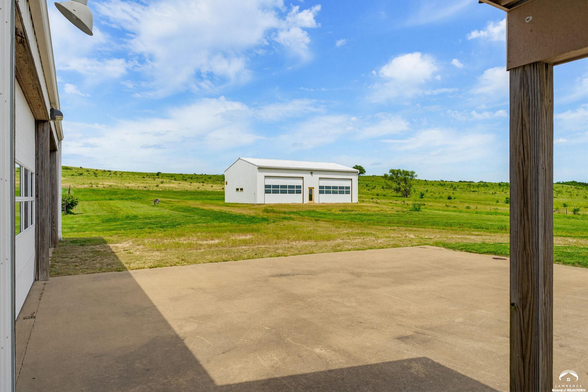 374 North 750 Road Overbrook, KS 66524 - Photo 33 of 57