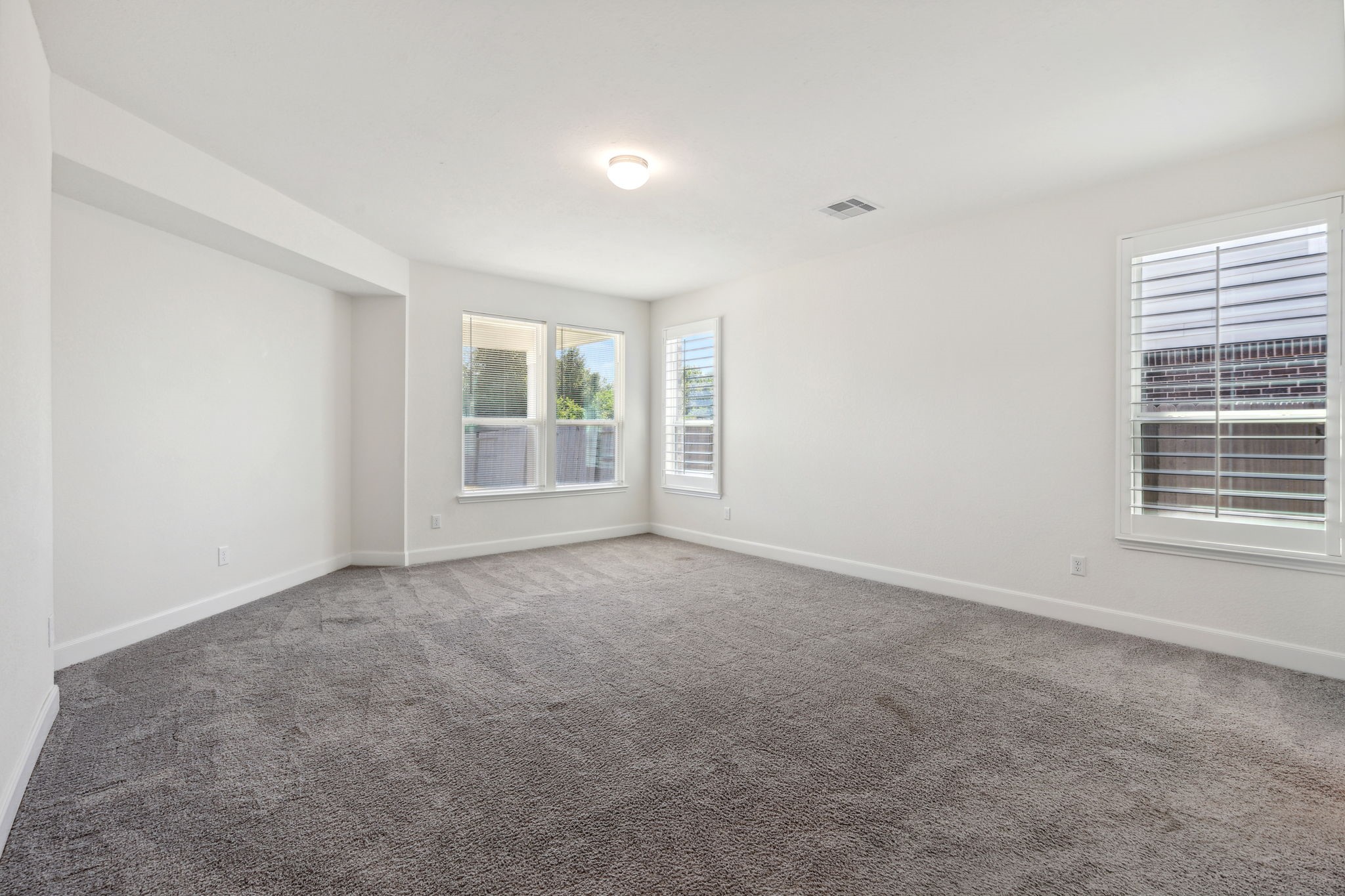 28303 Little Hollow Court Katy, TX 77494 - Photo 21 of 30 Primary bedroom