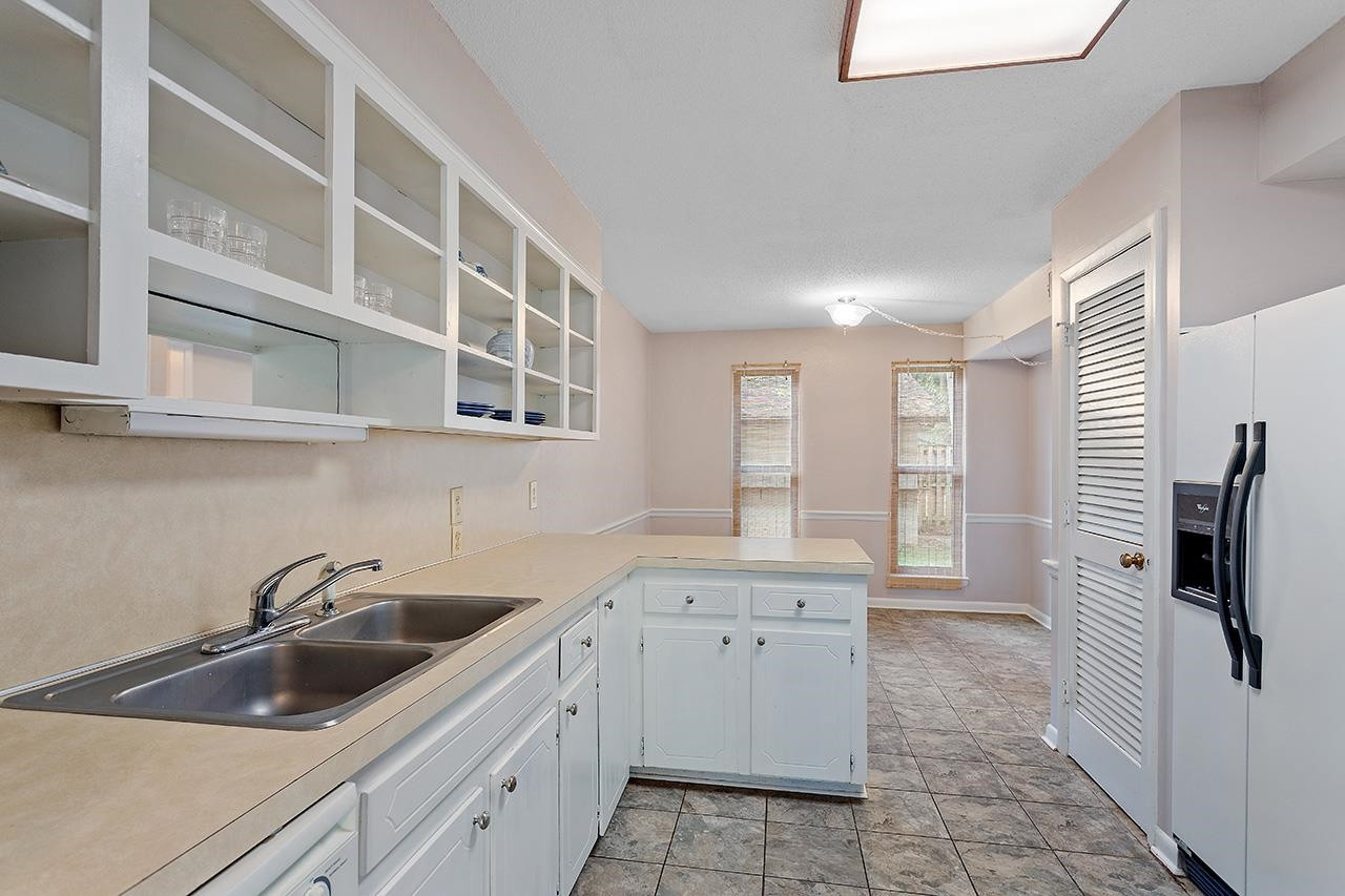 3929 Wendy Lane Raleigh, NC 27606 - Photo 29 of 35 Photo 29