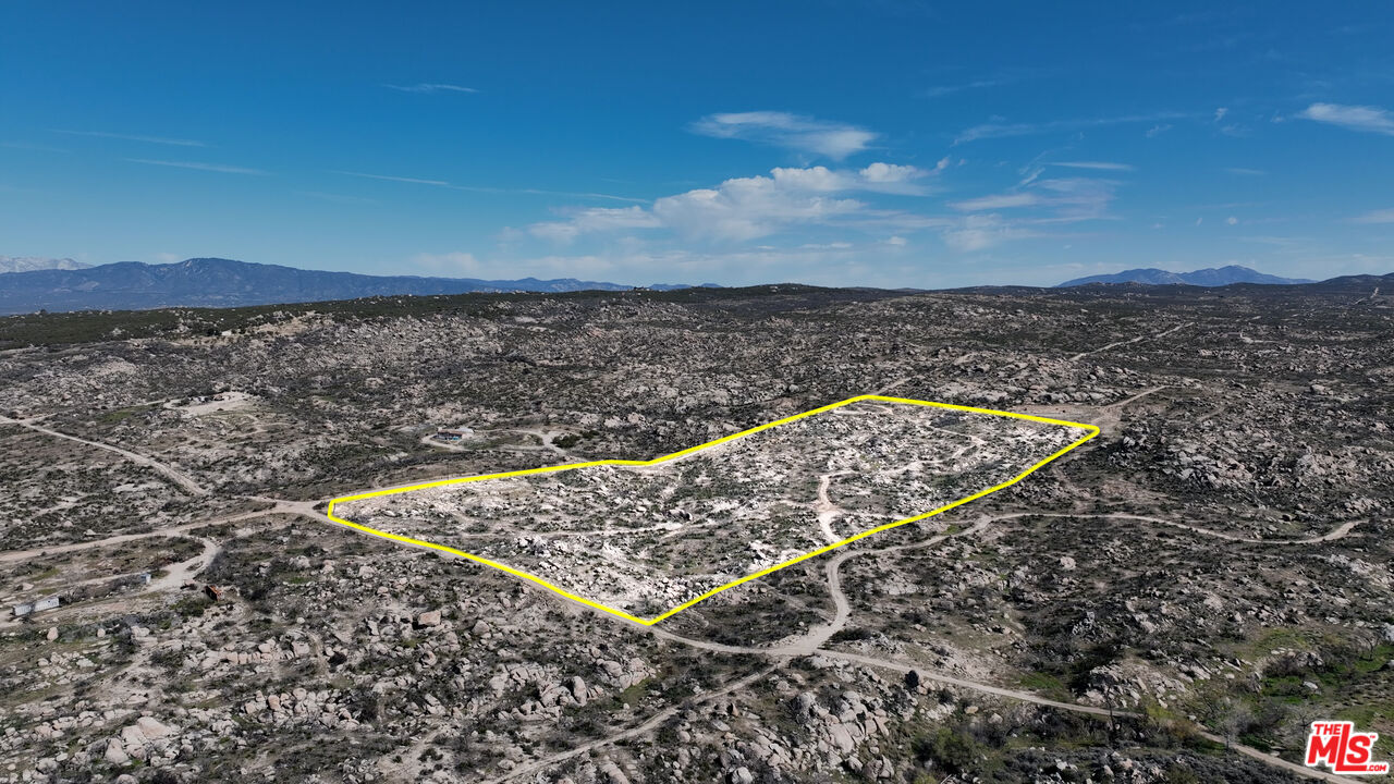 51919 Tule Peak Road Aguanga, CA 92536 - Photo 4 of 44 a view of roof with city