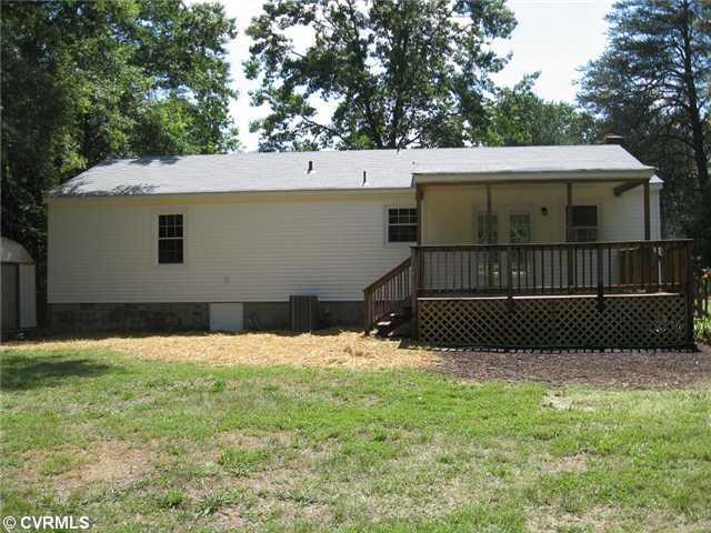 705 Rasmussen Drive Sandston, VA 23150 - Photo 2 of 12 Exterior Back