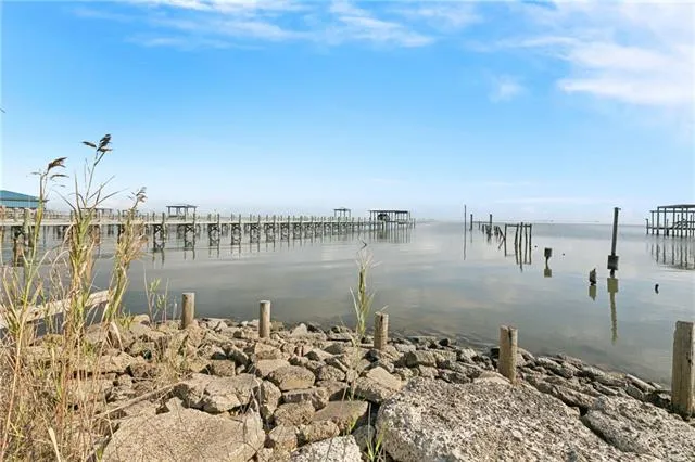 $475,000 | 25484 Chef Menteur Highway, New Orleans, LA 70129