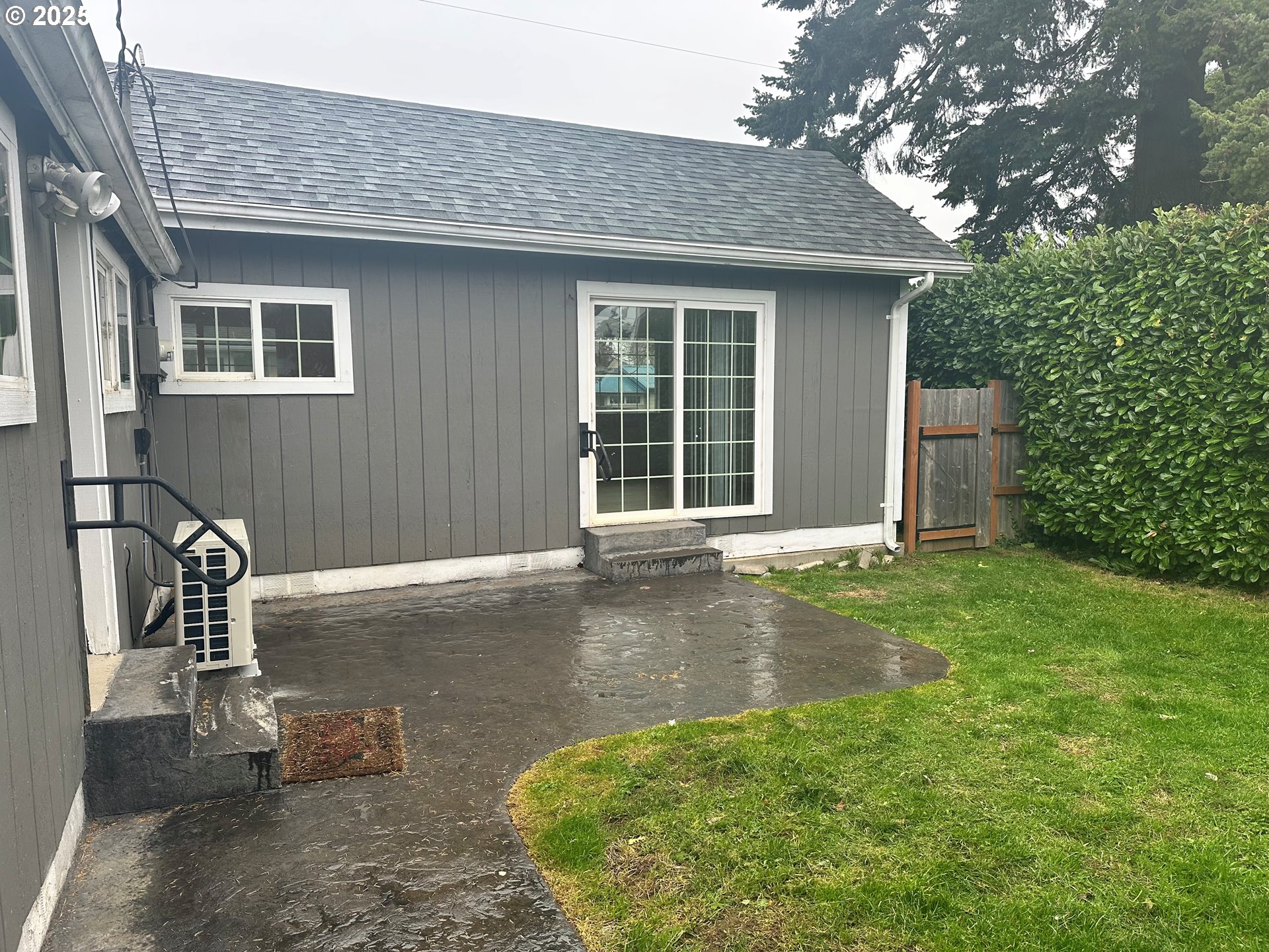 765 State Street North Bend, OR 97459 - Photo 45 of 46 a front view of a house with garden