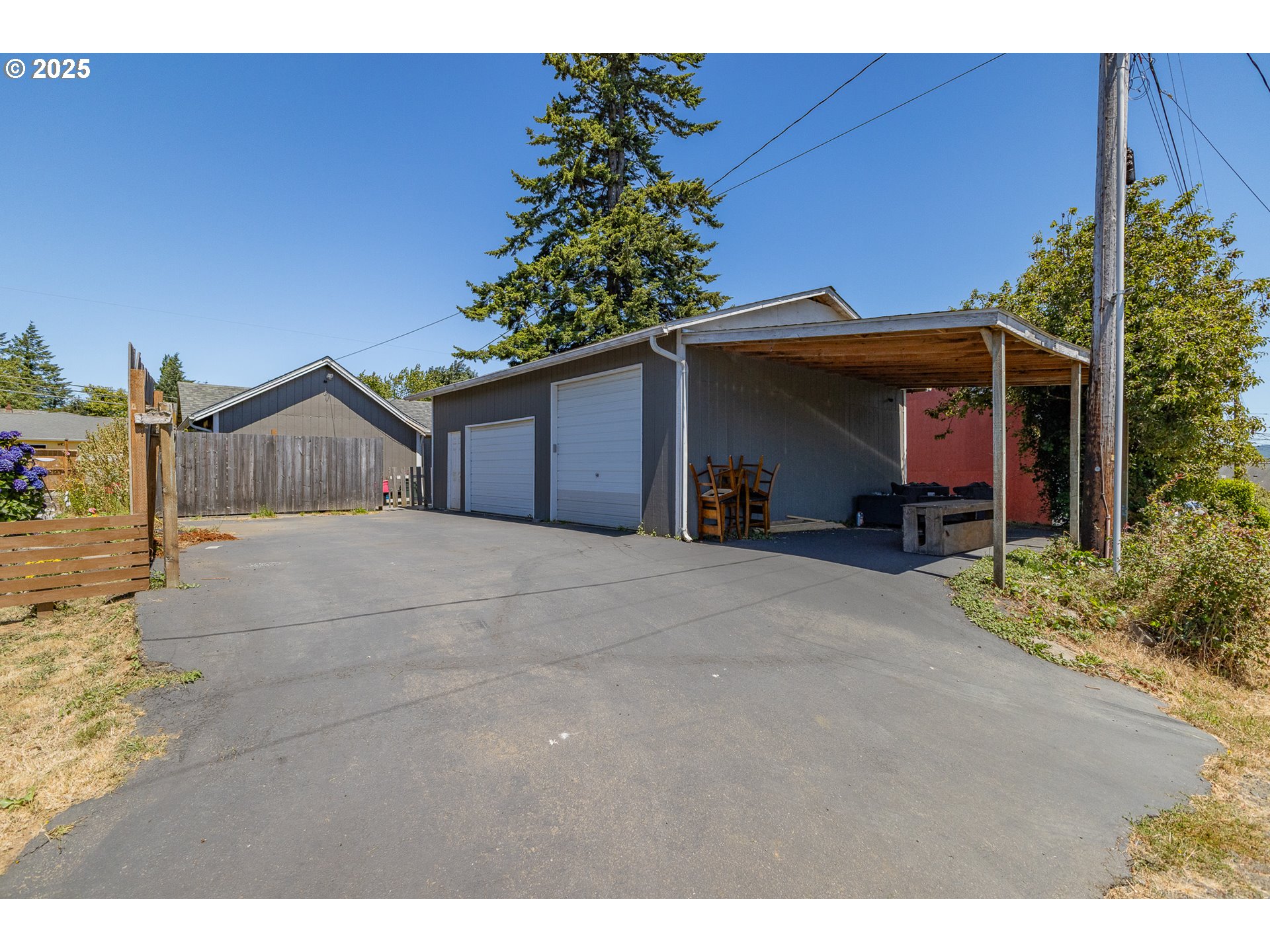 765 State Street North Bend, OR 97459 - Photo 5 of 46 a house view with a outdoor space