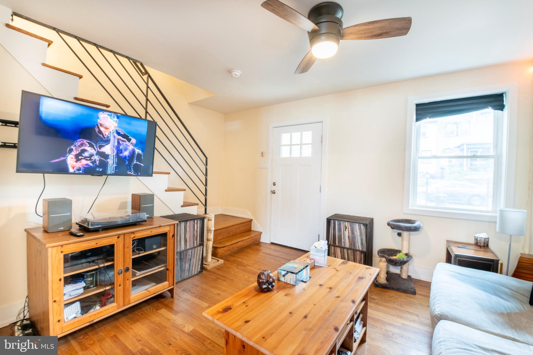 3420 Barclay Street Philadelphia, PA 19129 - Photo 3 of 28 Living room facing the front door