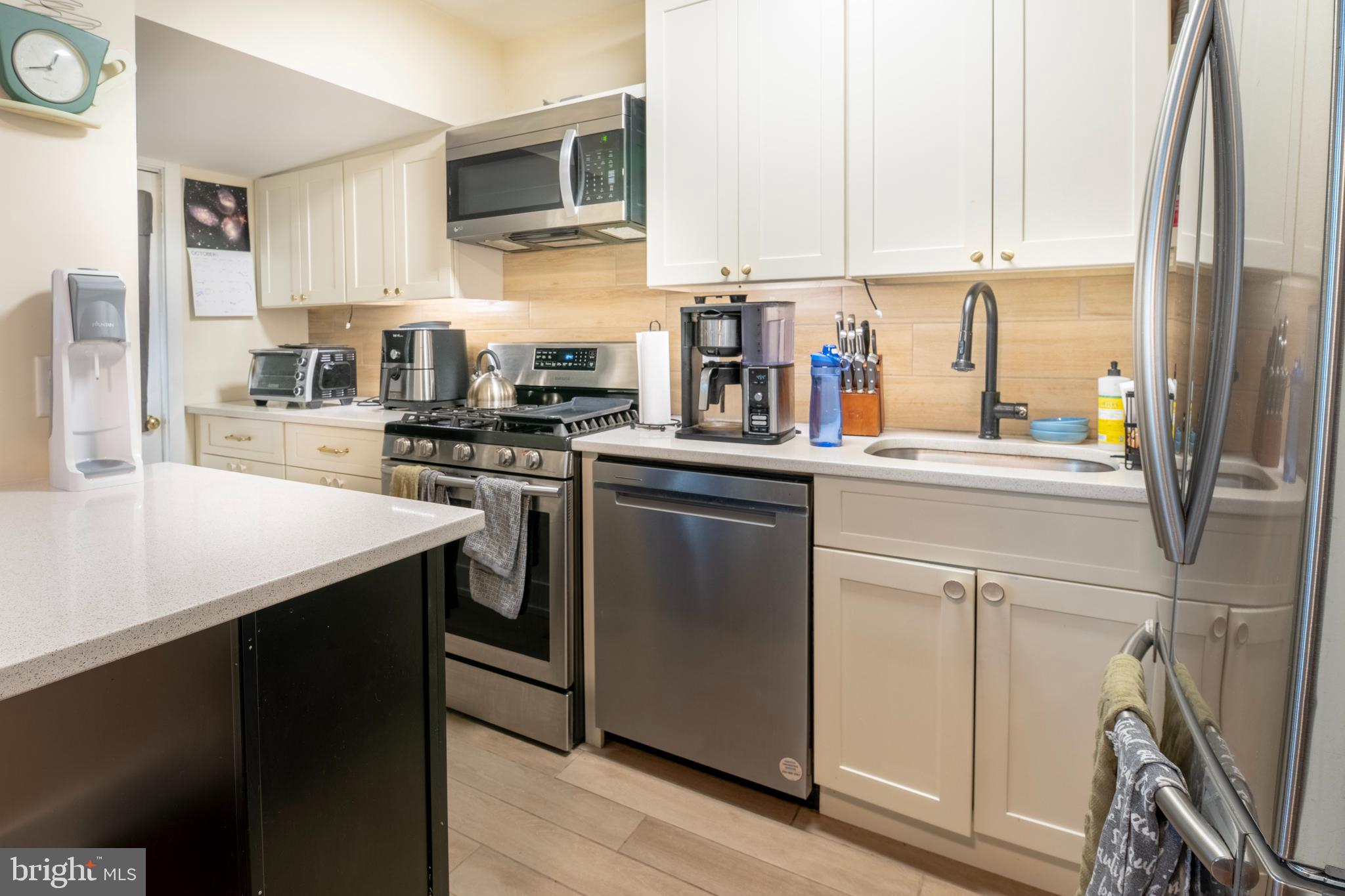 3420 Barclay Street Philadelphia, PA 19129 - Photo 5 of 28 Kitchen