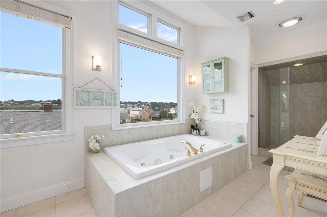 255 Bonnet Point Road Narragansett, RI 02882 - Photo 31 of 50 Gallery Image 31