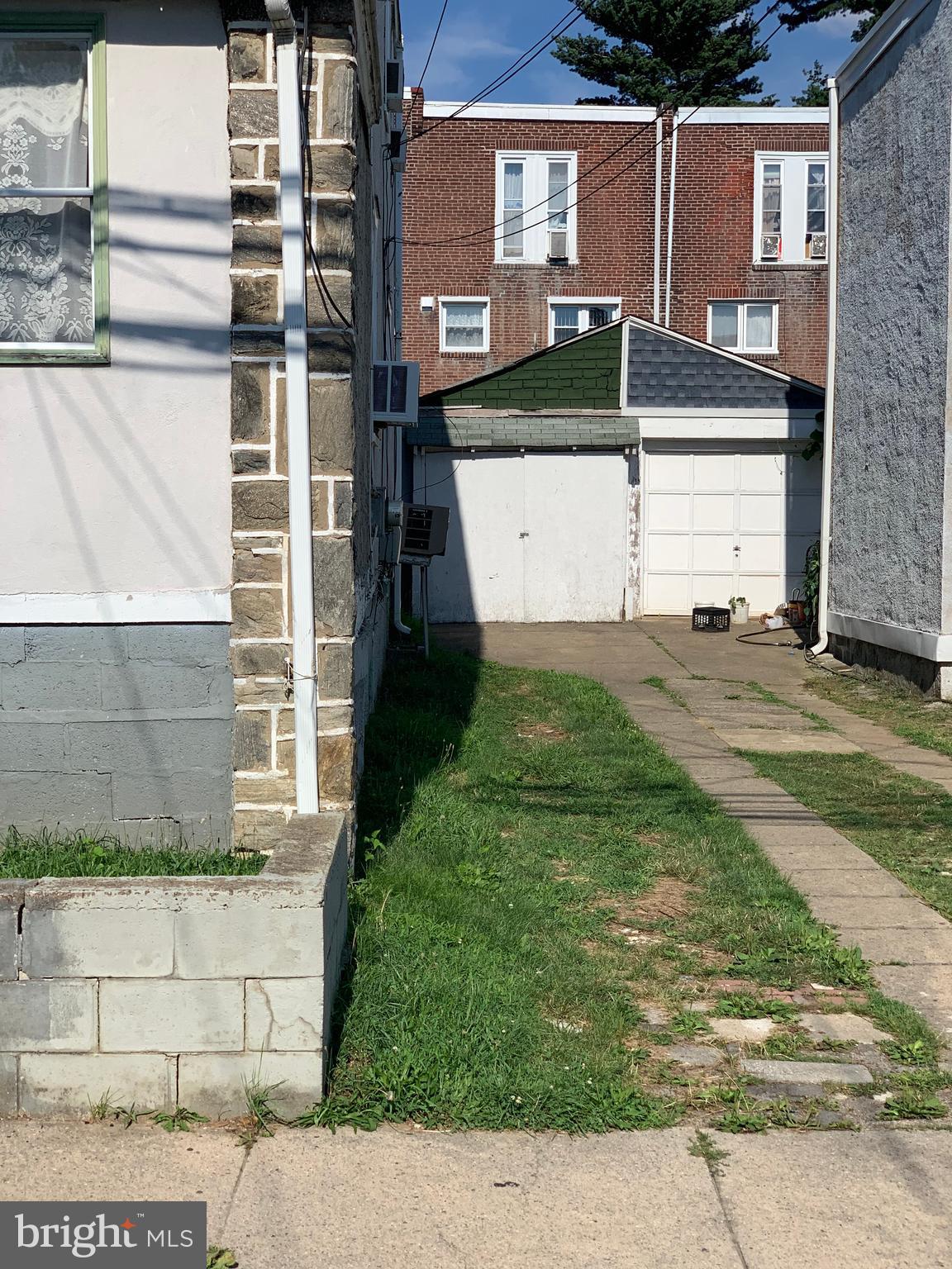 231 Heather Road Upper Darby, PA 19082 - Photo 2 of 11