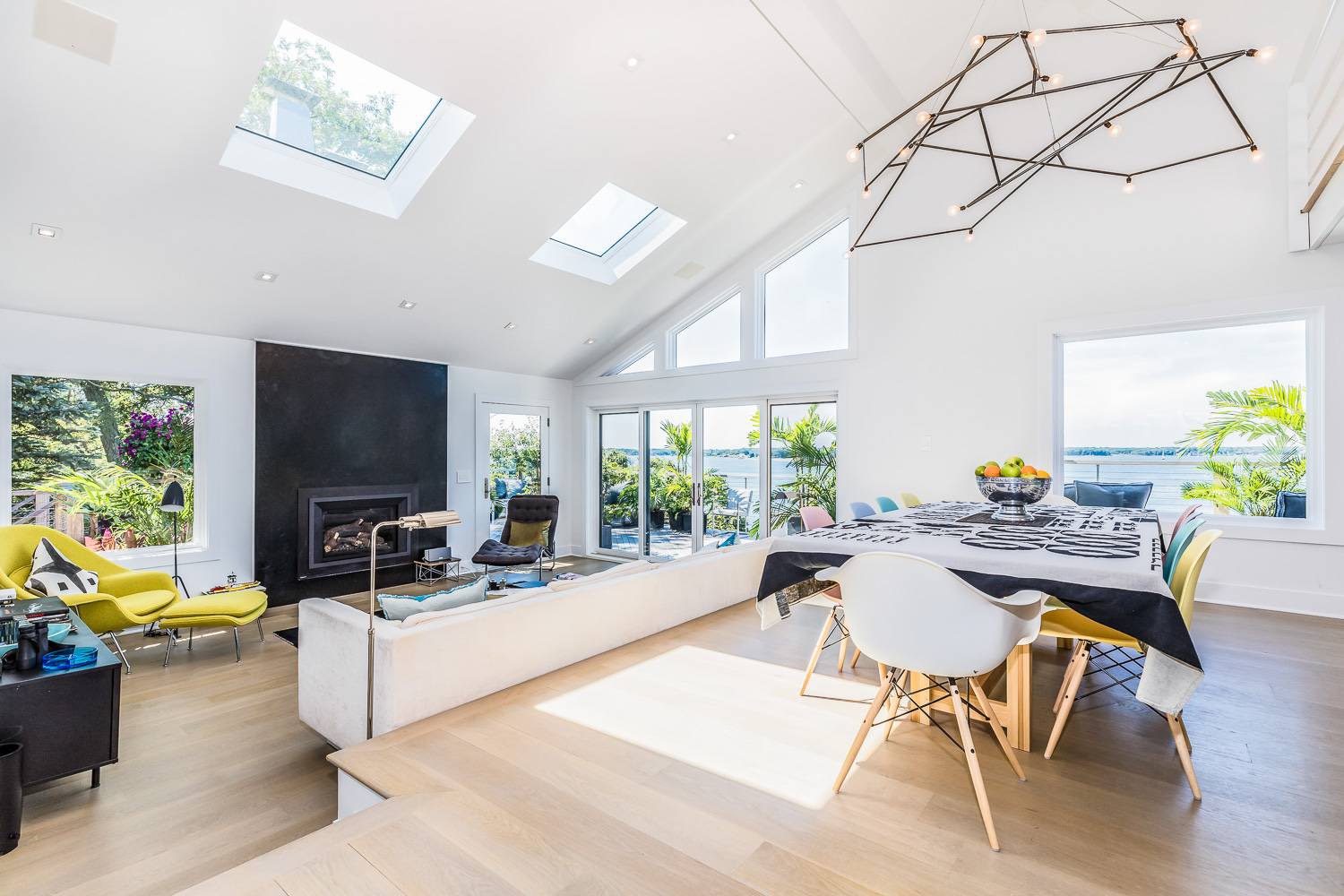 55 Shore Road Shelter Island Heights, NY 11965 - Photo 7 of 39