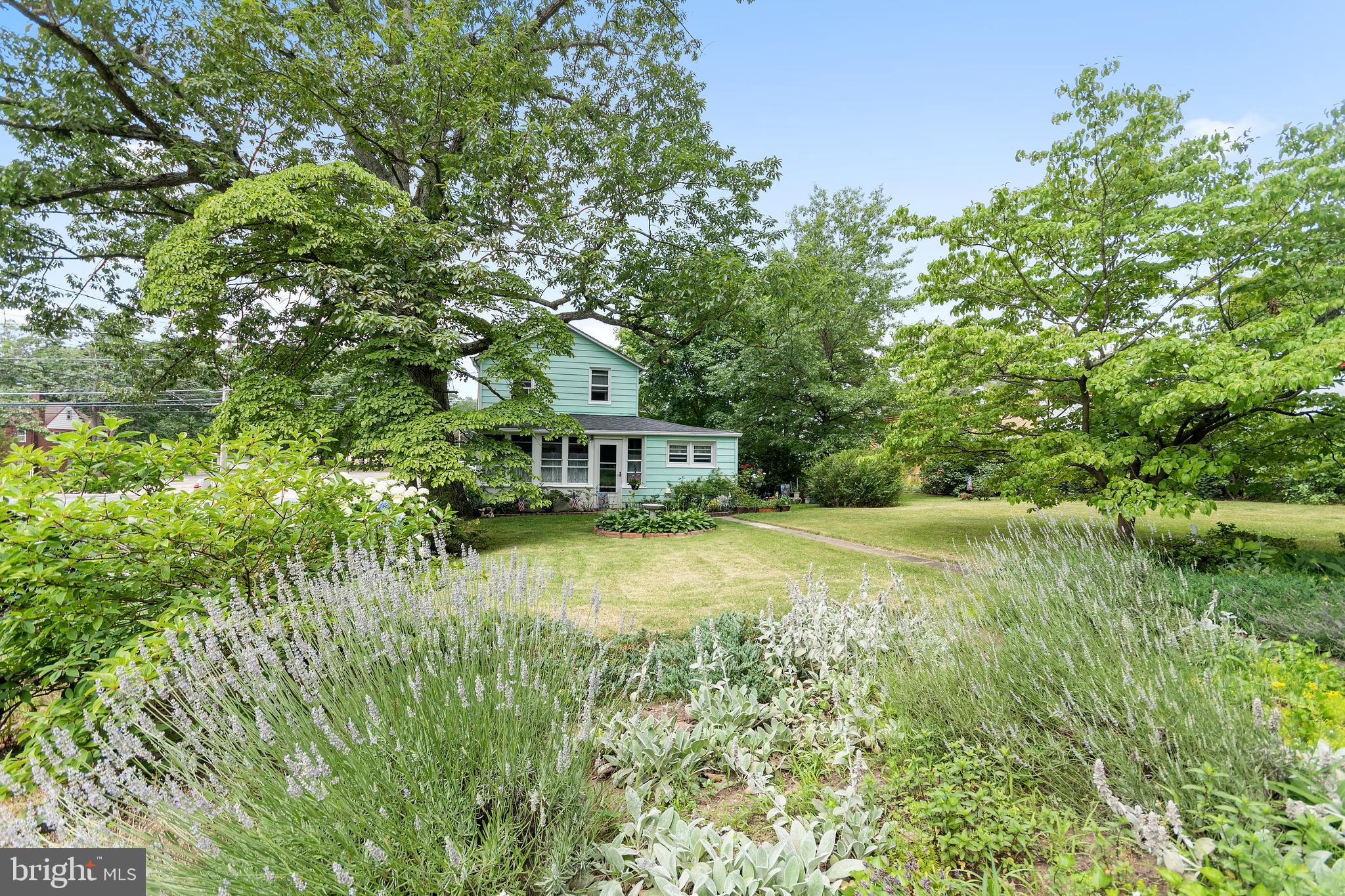 423 Erial Road Pine Hill, NJ 08021 - Photo 3 of 28