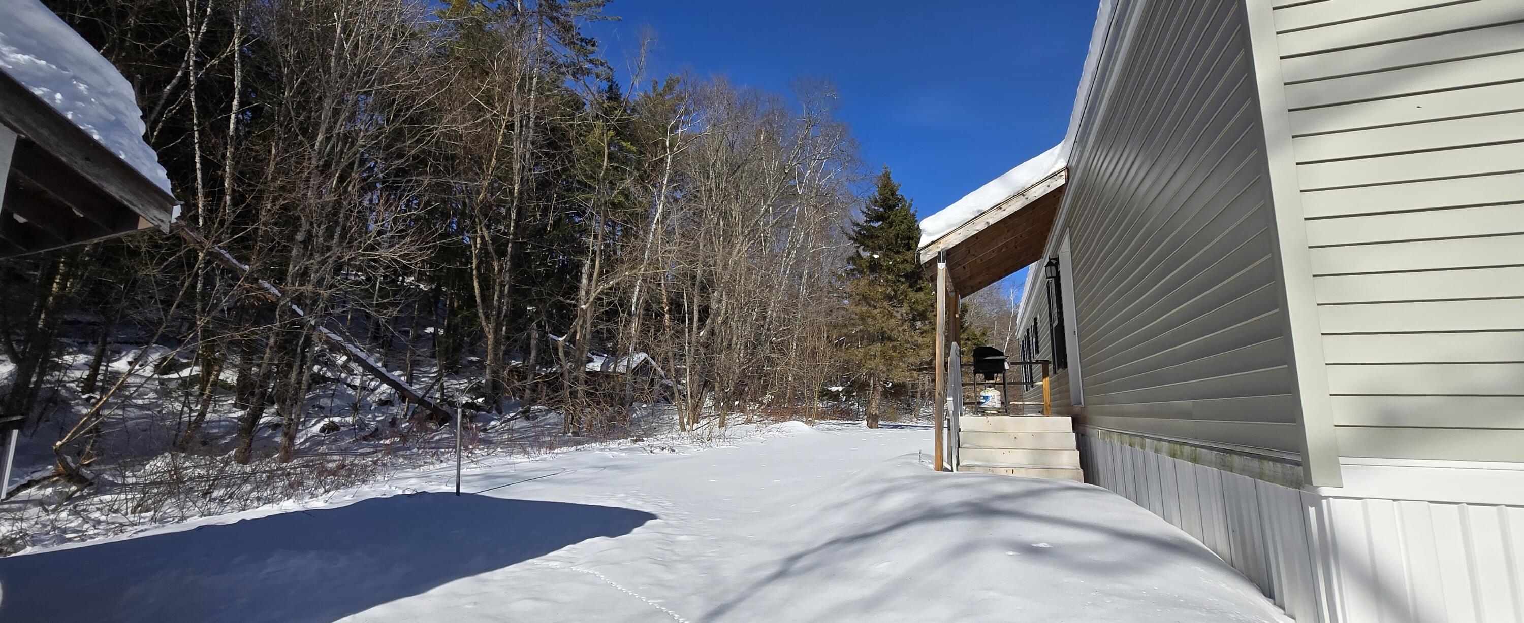 281 Swift River Road Mexico, ME 04257 - Photo 10 of 17 10