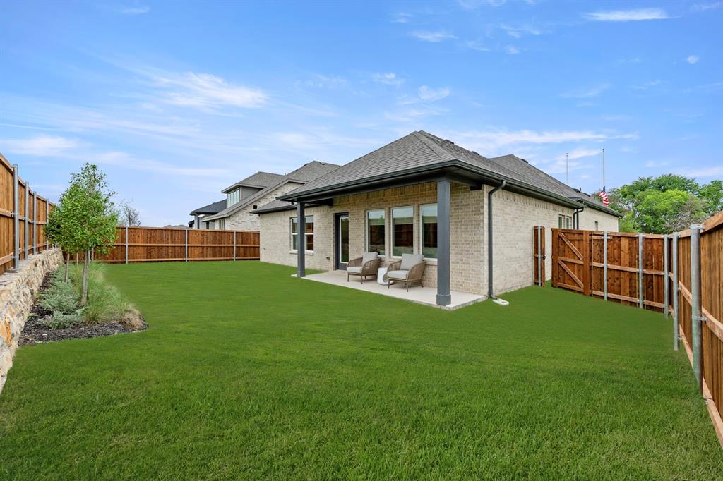 2907 Hanscom Street Forney, TX 75126 - Photo 29 of 32 44. 2263 River Bend - Back