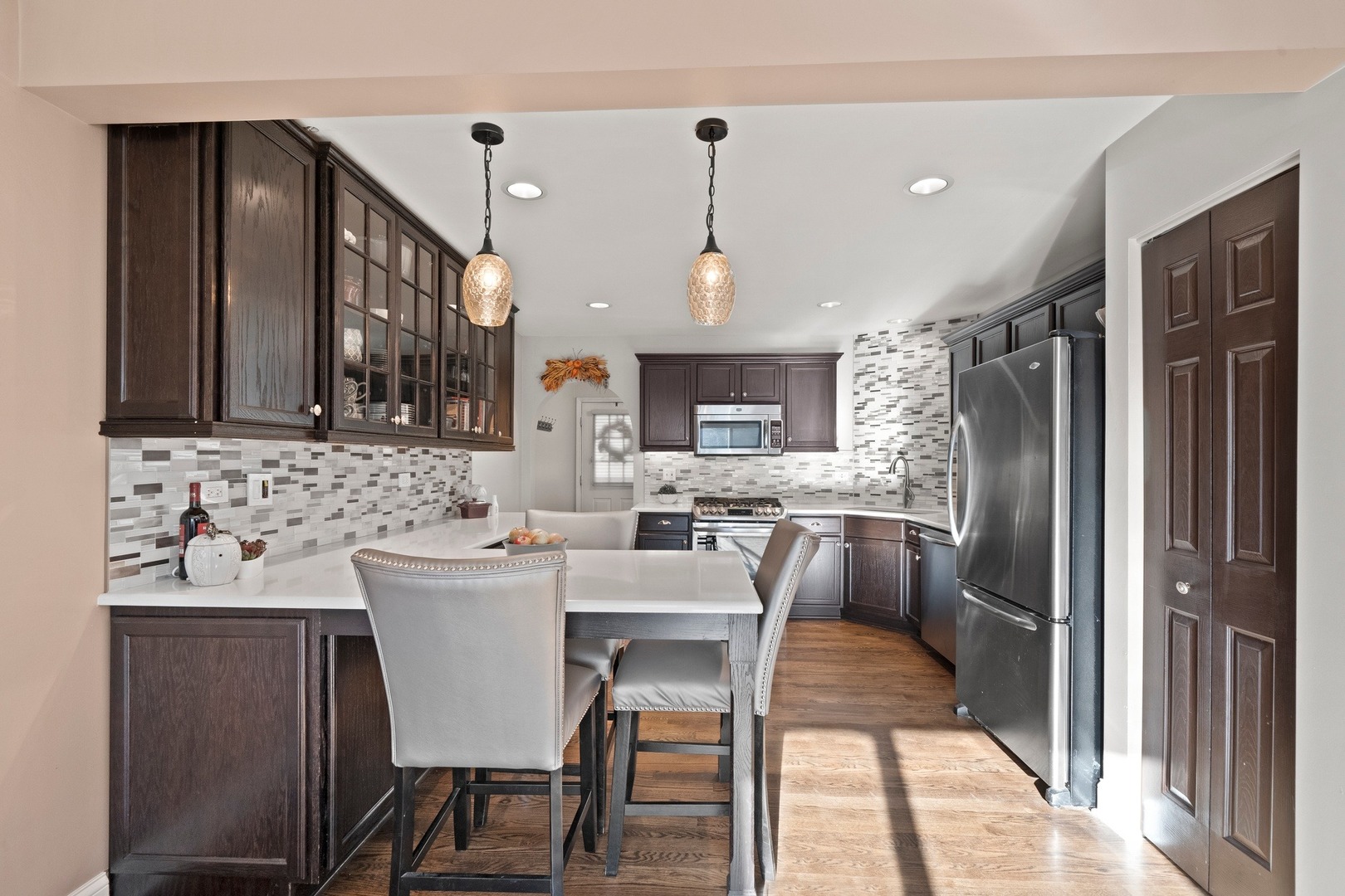 3117 Raphael Court St. Charles, IL 60175 - Photo 4 of 28