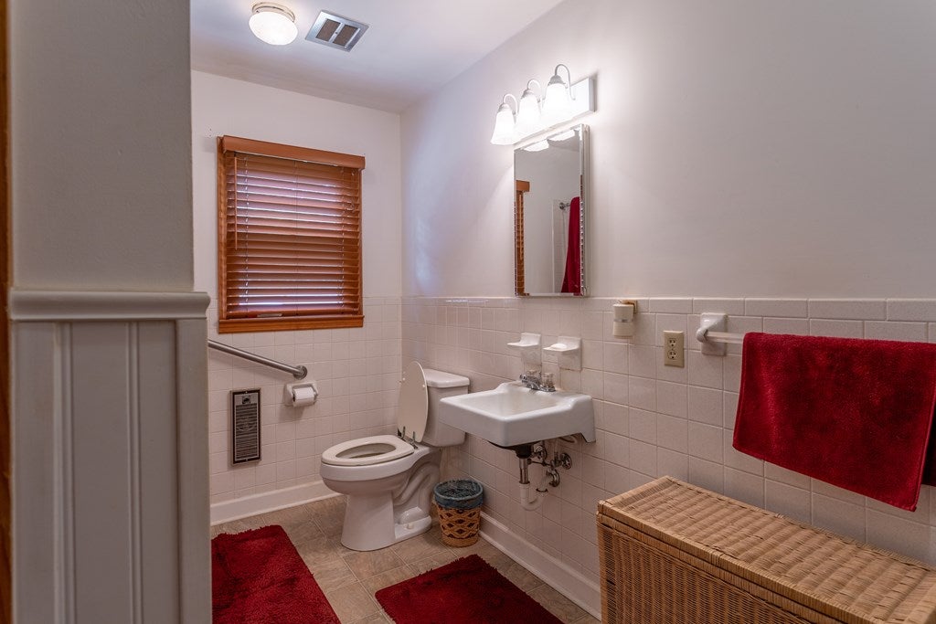 11393 Skipwith Road Chase City, VA 23924 - Photo 21 of 54 Gallery Image 21