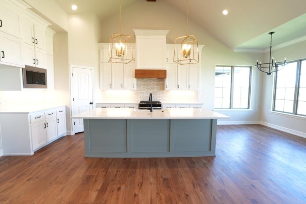 1110 North 6th Street Wolfforth, TX 79382 - Photo 2 of 21 DSC00802