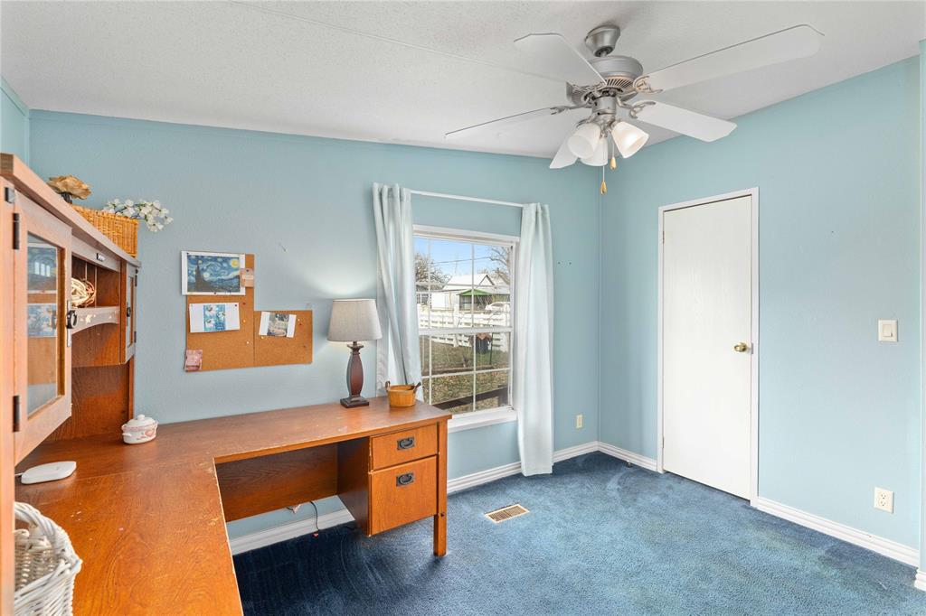 209 Martin Street Bangs, TX 76823 - Photo 18 of 31