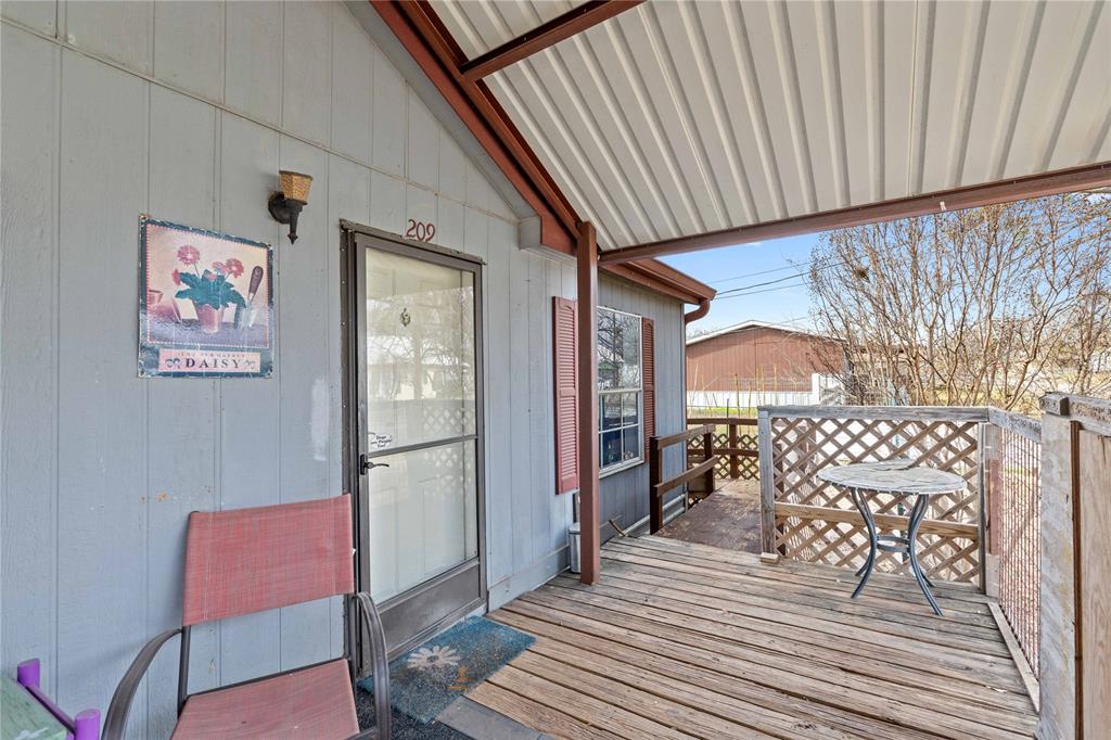 209 Martin Street Bangs, TX 76823 - Photo 2 of 31